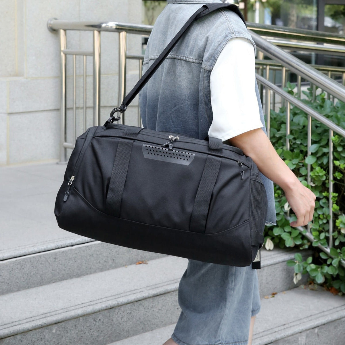 Travel Duffel Bag Sporty With Insulated Interior Compartment - Image 7