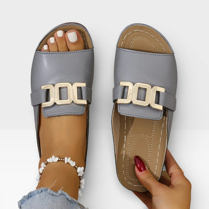 Women's Buckle Sandals White And Brown With Gold-tone Buckle - Image 7
