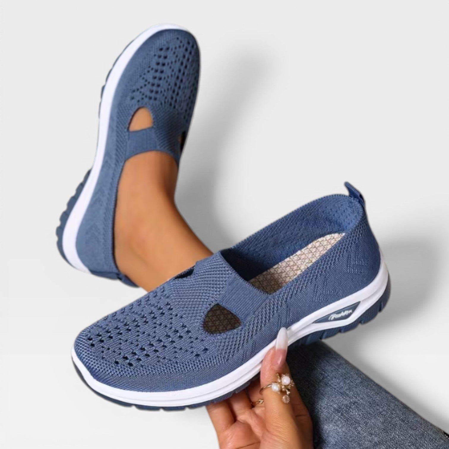 Women's Slip-On Walking Shoes Cushioned | Casual Slip on Shoes - Image 4